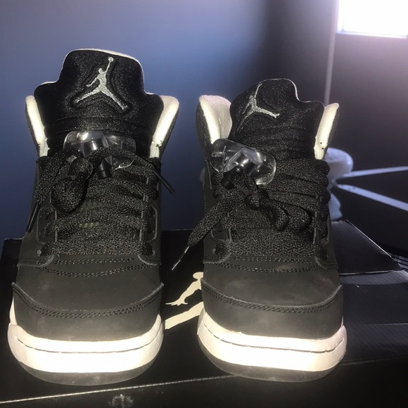 Jordan shoes - Picture 2 of 3